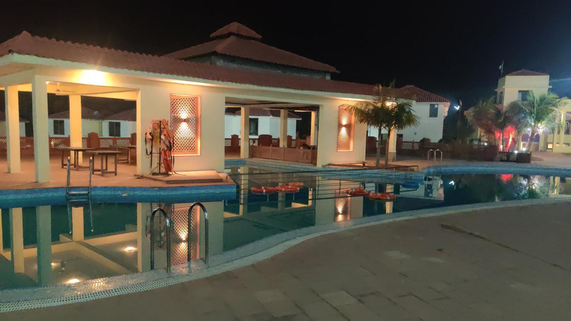 Orchha Club And Resort - Ocr Exterior photo