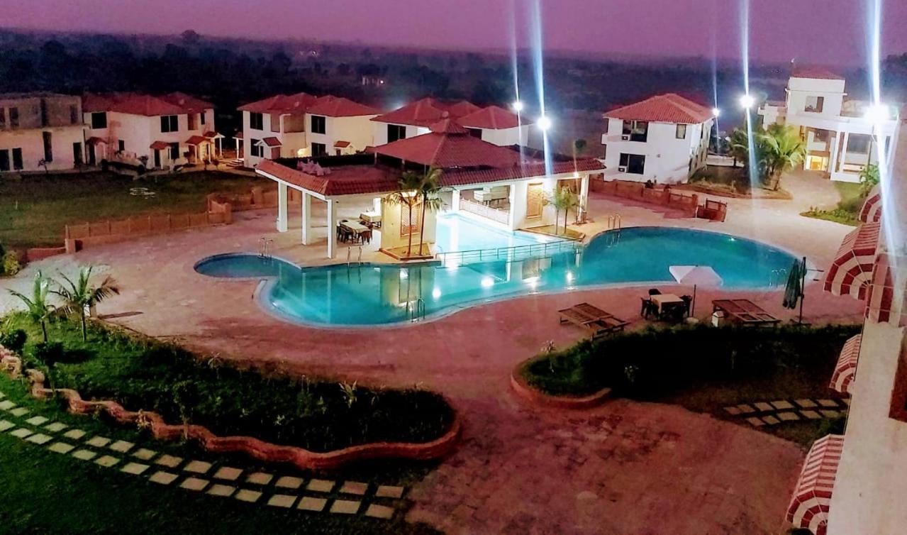 Orchha Club And Resort - Ocr Exterior photo